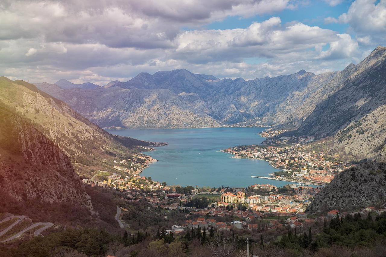 The Nest - Urban Family Place Kotor Extérieur photo